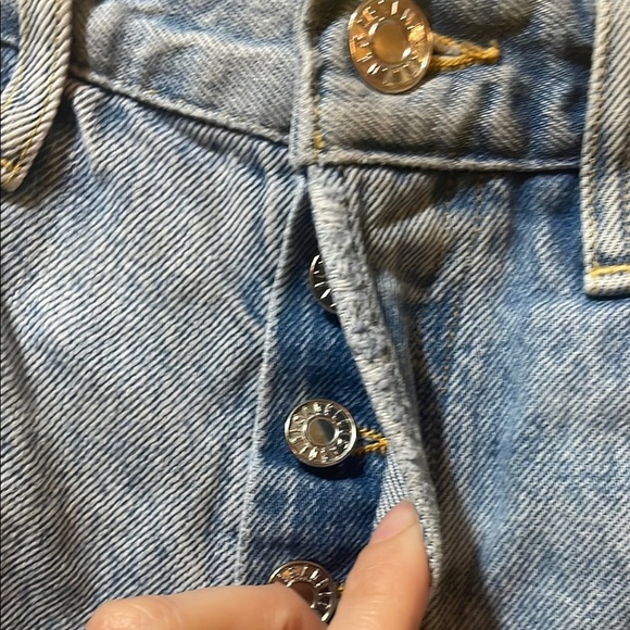 Women’s Agolde Parker Vintage Cut Off Short in Swapmeet - Picture 8 of 12